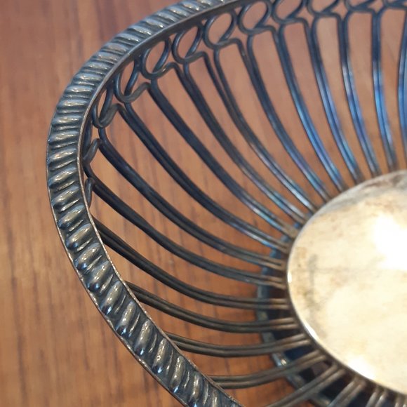 Beautiful Antique Sheffield Plate Basket - Circa 1830 - Silver Plated - Picture 6 of 9